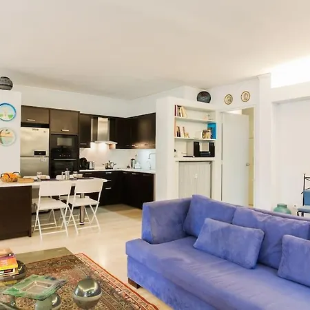 Stylish Steambath, 200mbps Near The Beaches Athens