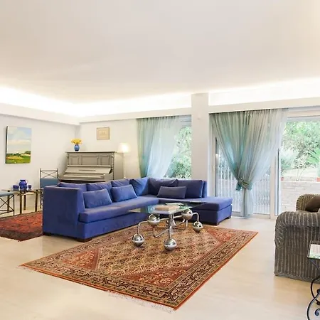 Apartment Stylish Steambath, 200mbps Near The Beaches *